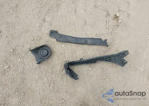 2011 Subaru Legacy 2.5I Limited z USA, uszkodzony, nr VIN 4S3BMBK61B3256904